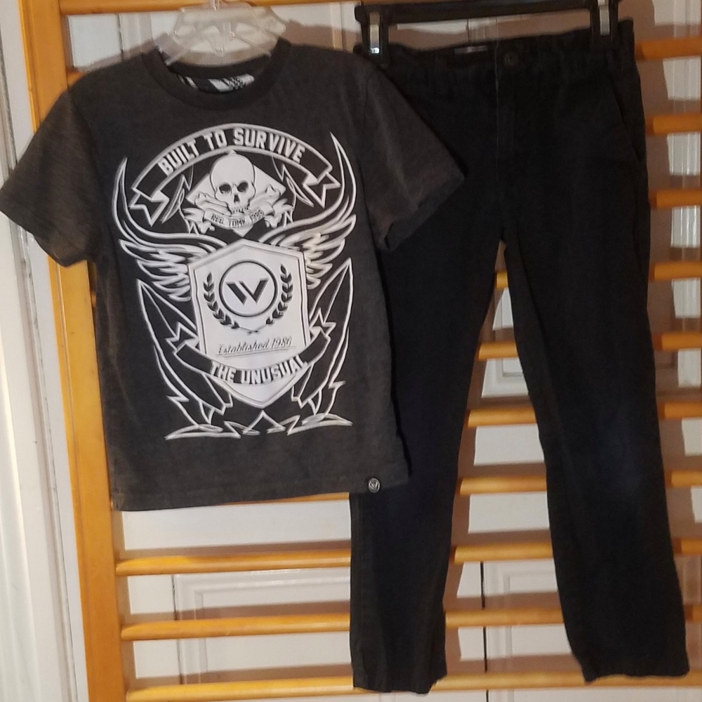 Shaun White Outfit XS Skinny Jeans & Skull T-shirt